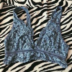 VICTORIAS SECRET BRALETTE